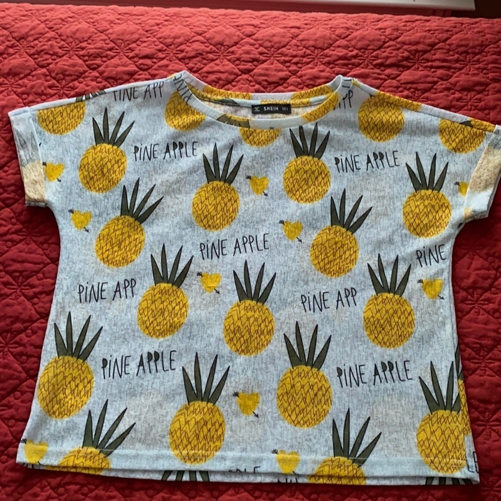 Pineapple top for women